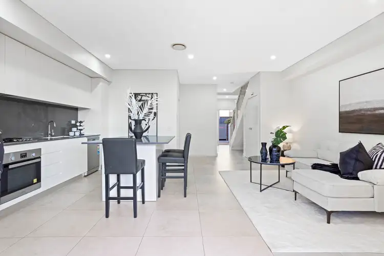 Fourth view of Homely townhouse listing, 2/180 Targo Road, Girraween NSW 2145