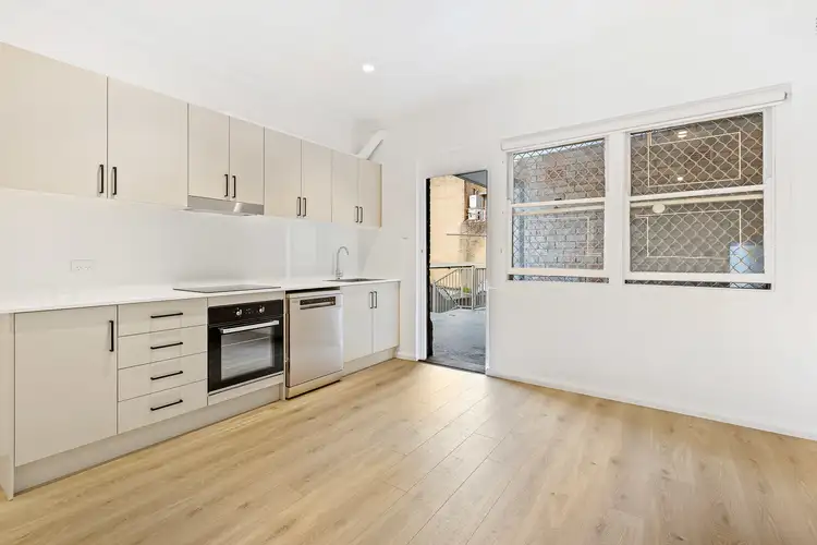 1/96A Kiora Road, Miranda NSW 2228