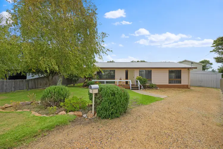 7 Waverley Court, Paynesville VIC 3880