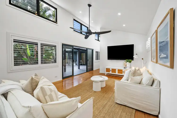 1 Lakin Street, Bateau Bay NSW 2261
