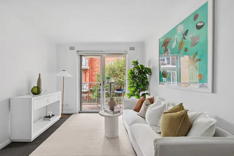 4/24 Moonbie Street