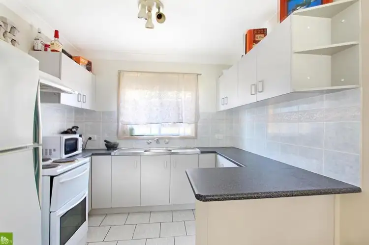2/232 Windang Road, Windang NSW 2528