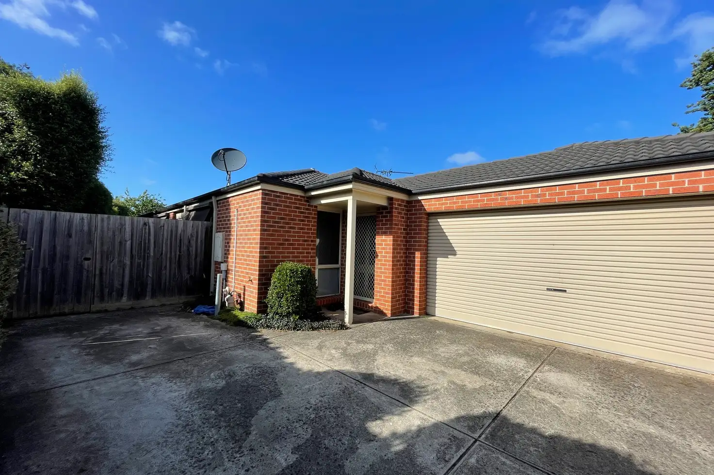 Main view of Homely townhouse listing, 2/4 Logan Street, Warragul VIC 3820