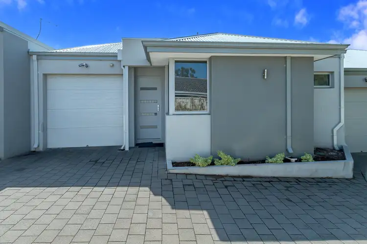 10B Debenham Street, Thornlie WA 6108