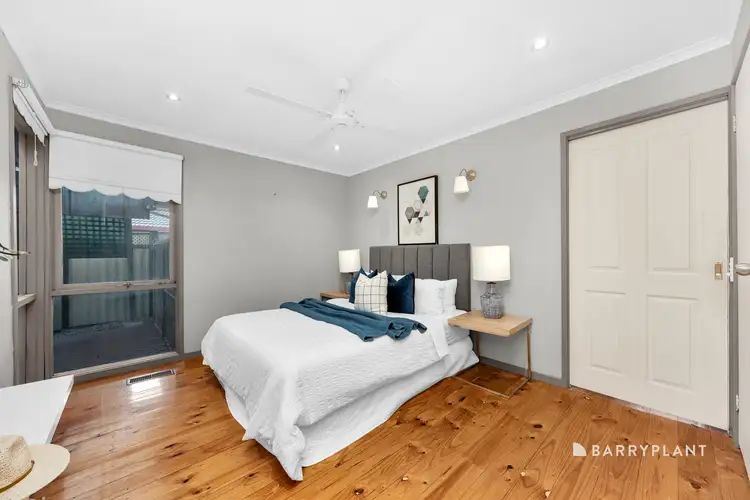 Sixth view of Homely house listing, 8 Veronica Crescent, Mill Park VIC 3082