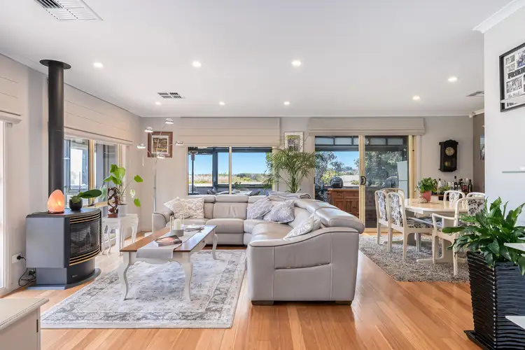 1A Valmai Terrace, Hindmarsh Island SA 5214