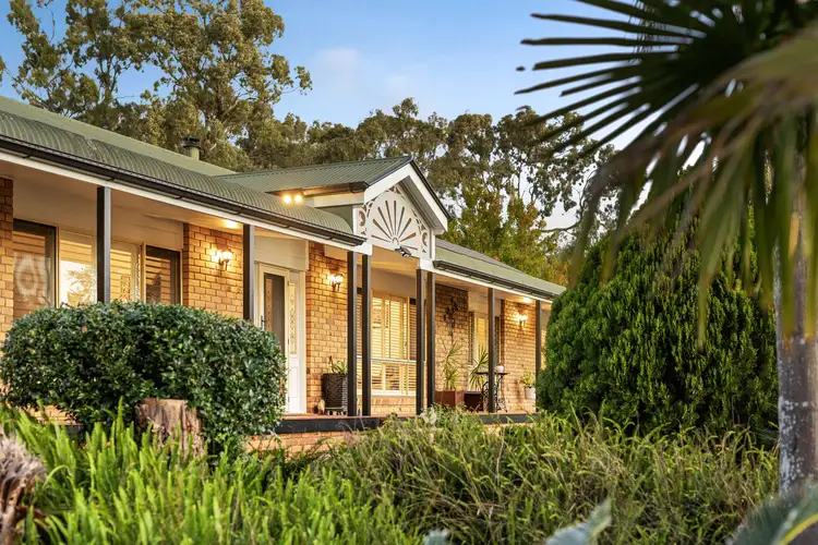 52 Panorama Drive, Glenvale QLD 4350