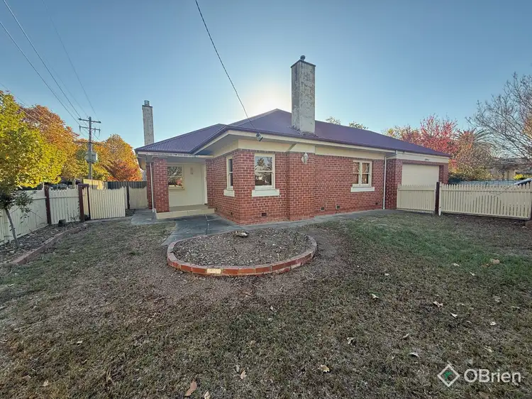 815 Frauenfelder Street, Albury NSW 2640