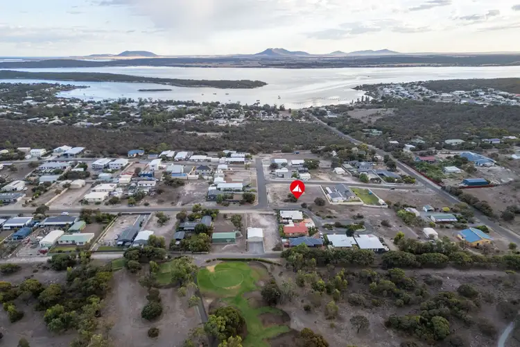 13-15 Victoria Avenue, Coffin Bay SA 5607
