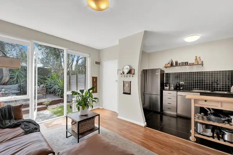 4/100 Henry Street, Windsor VIC 3181