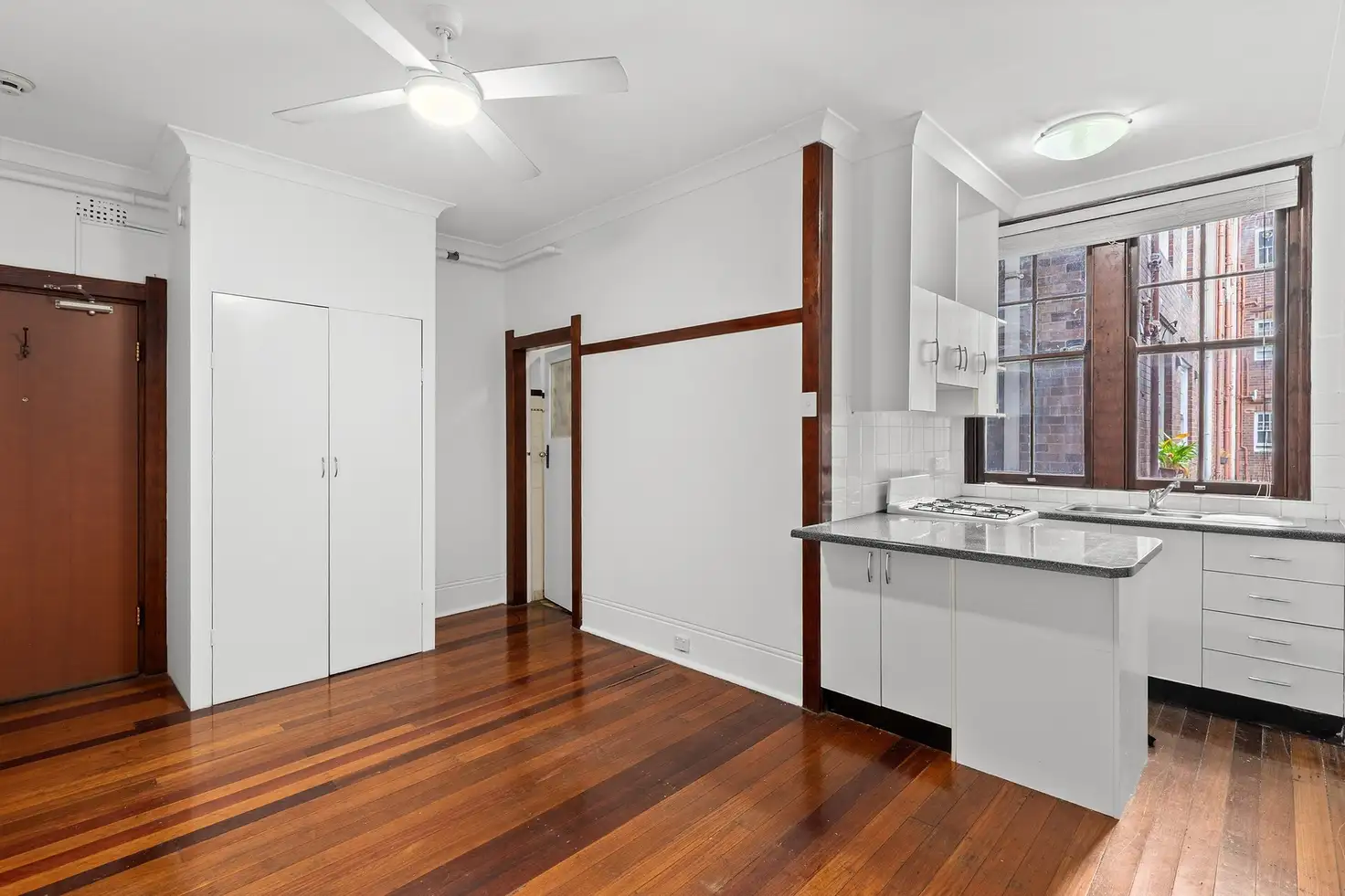 Main view of Homely studio listing, 42/5 Darley Street, Darlinghurst NSW 2010