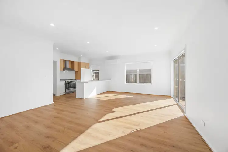 Sixth view of Homely unit listing, 2/91 Inglis Street, Ballan VIC 3342
