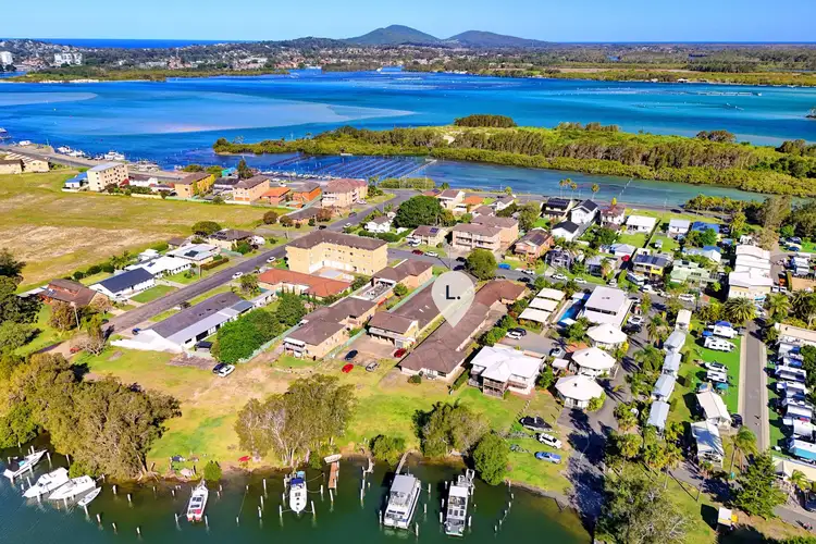 Second view of Homely villa listing, 3/5 Baird Street, Tuncurry NSW 2428