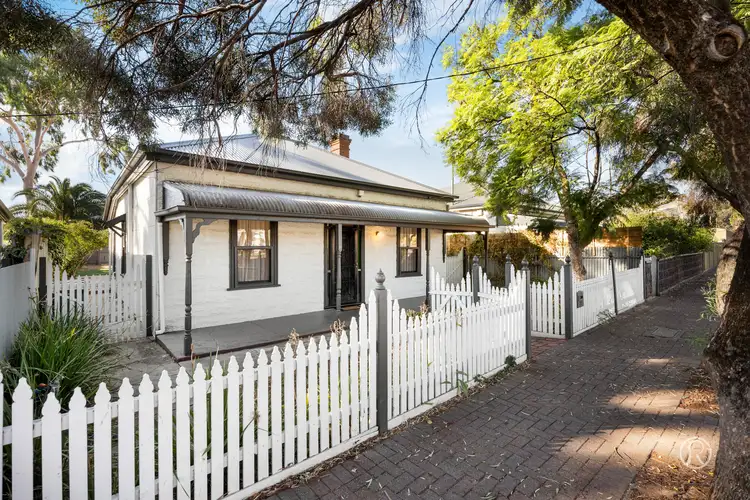 21 Albermarle Avenue