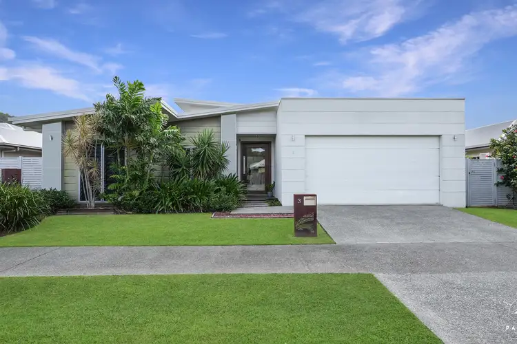 Second view of Homely house listing, 3 Hatch Close, Trinity Beach QLD 4879