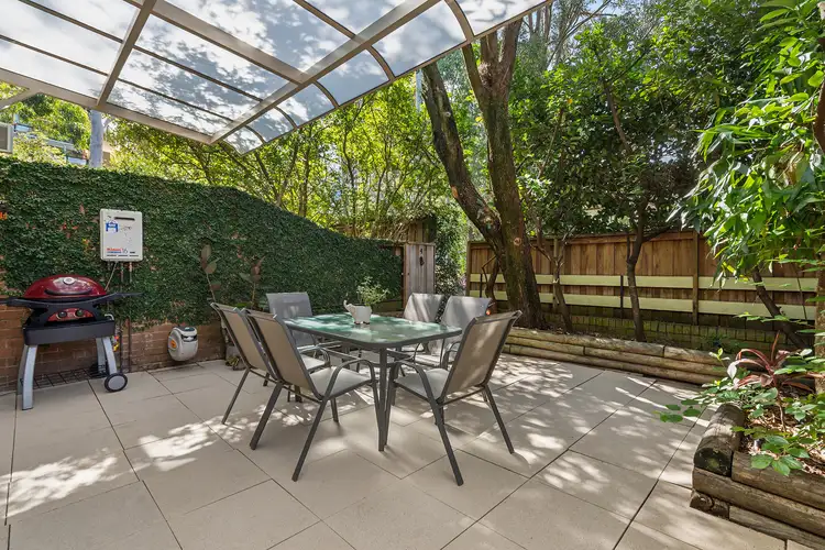 4/32 Christie Street