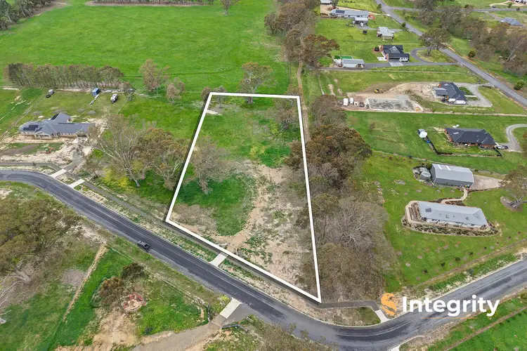 18 Bainbridge Way, Alexandra VIC 3714
