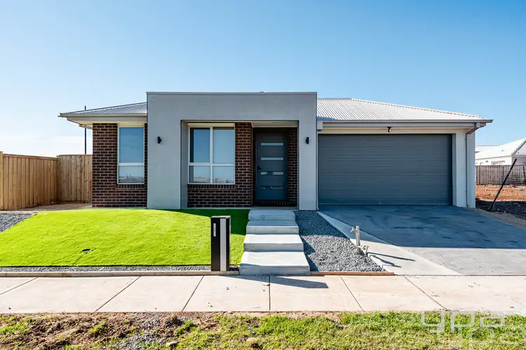 39 Aristides Crescent, Thornhill Park VIC 3335