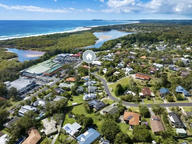 10 Yalla Kool Drive, Ocean Shores NSW 2483