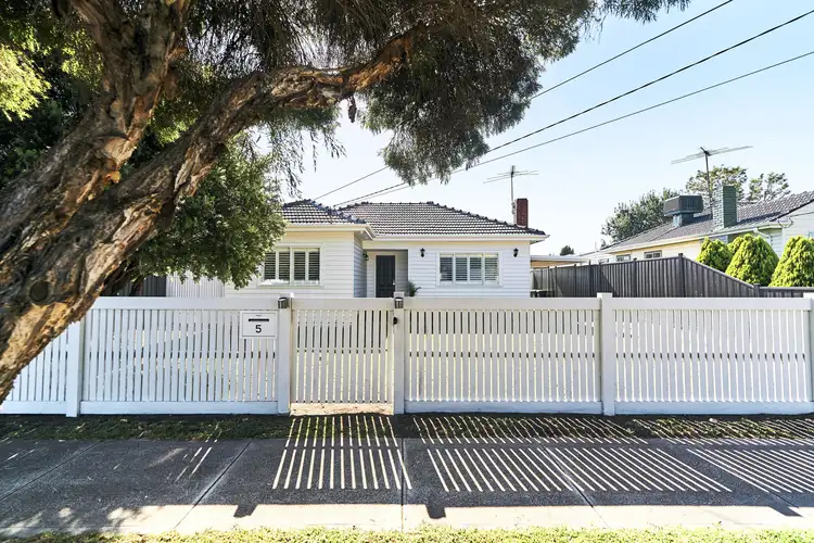 5 Tassell Street, Hadfield VIC 3046