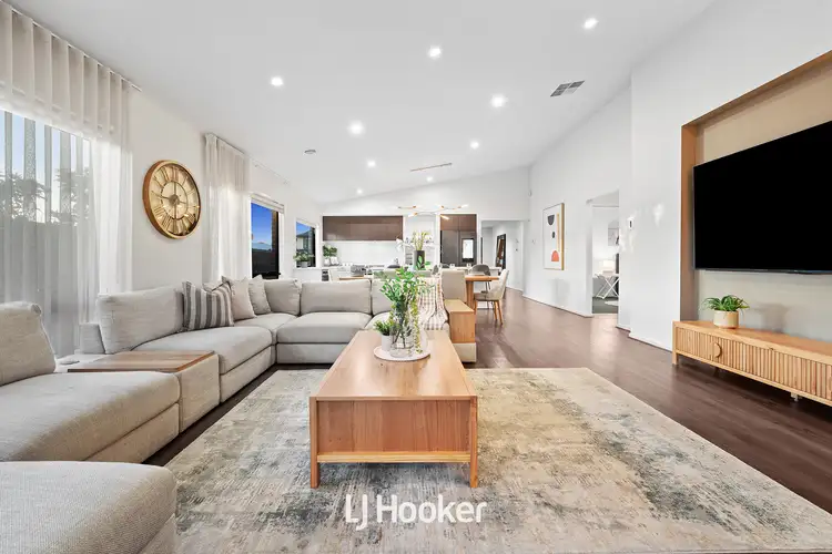 Fifth view of Homely house listing, 91 Rossiter Retreat, Cranbourne North VIC 3977