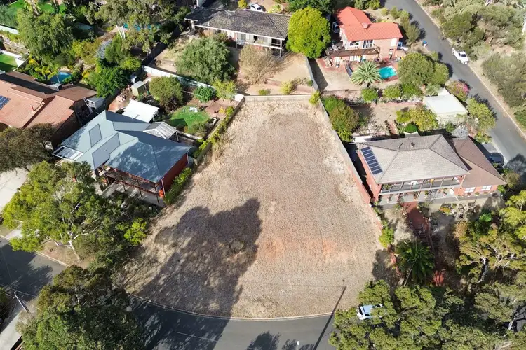 15 Jennifer Avenue, Bellevue Heights SA 5050