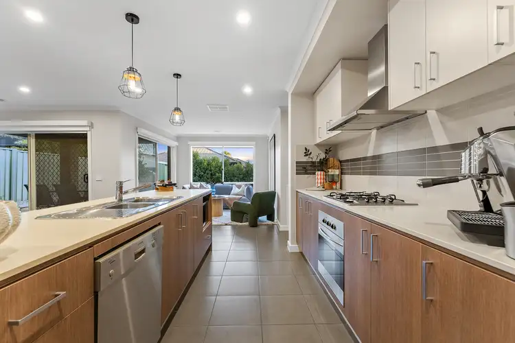 Sixth view of Homely house listing, 14 Kunuka Circuit, Caroline Springs VIC 3023