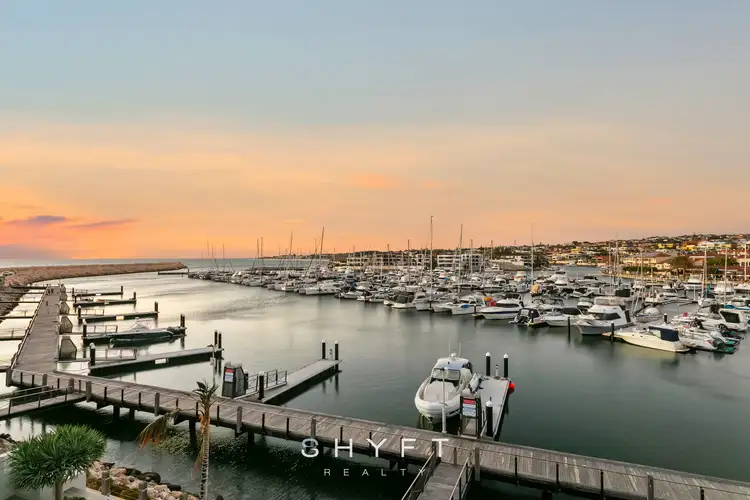 2 Southampton Lane, Mindarie WA 6030