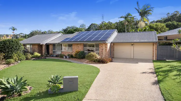 10 Hoop Pine Court