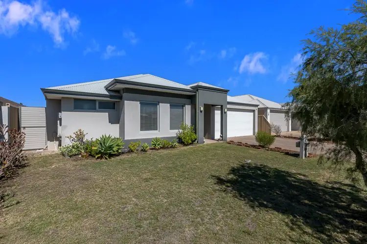 21 Willis Terrace, Hammond Park WA 6164
