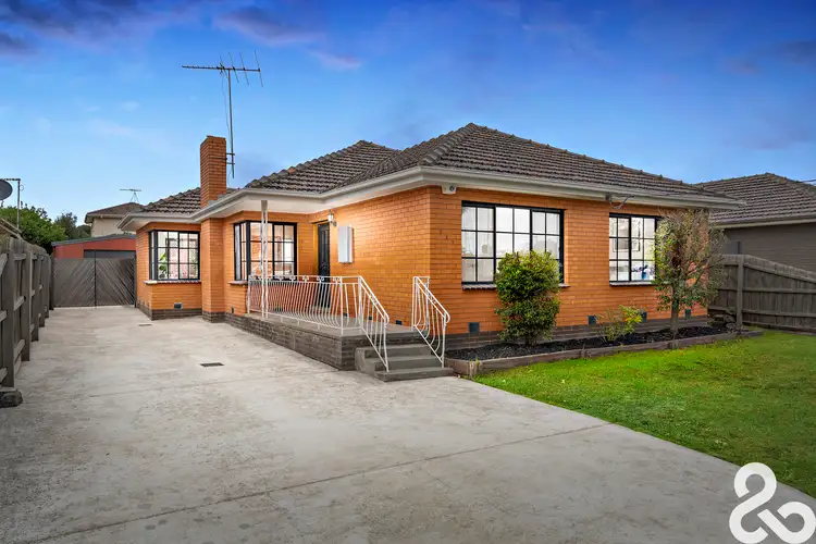 237 Mahoneys Road, Reservoir VIC 3073