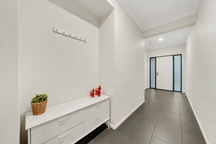 Second view of Homely house listing, 3 Manette Place, Narre Warren VIC 3805