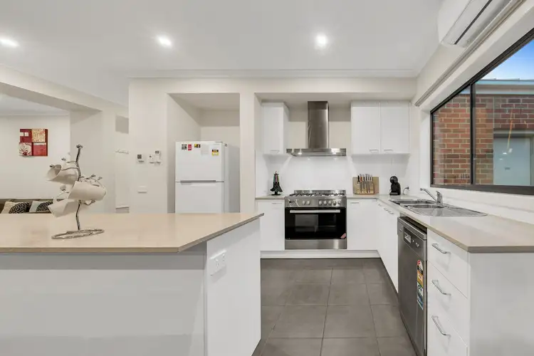 Third view of Homely house listing, 3 Manette Place, Narre Warren VIC 3805