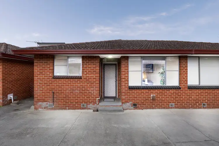 2/19 Milton Avenue, Clayton South VIC 3169