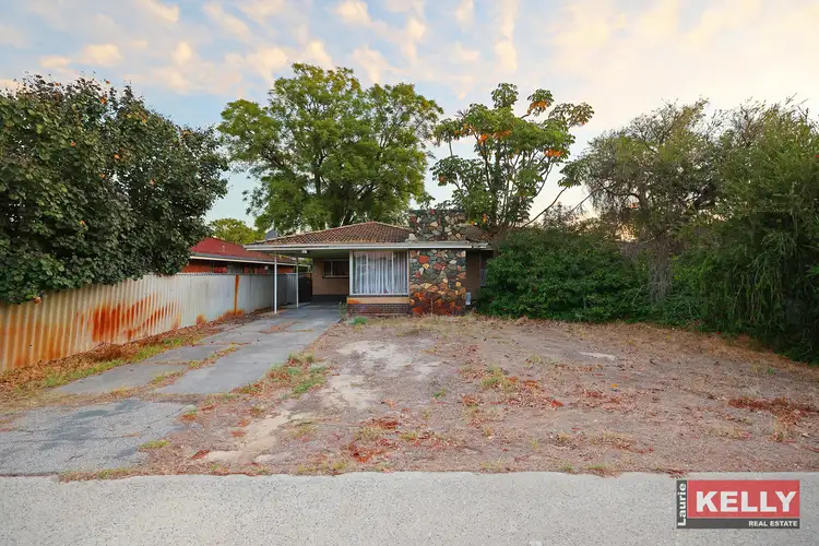 36 Pearl Road, Cloverdale WA 6105