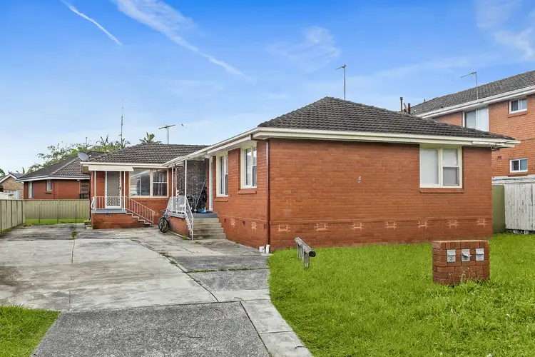 3/4 Grafton Avenue, Figtree NSW 2525