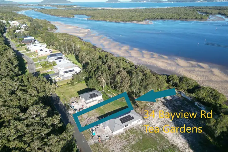 34 Bayview Road, Tea Gardens NSW 2324