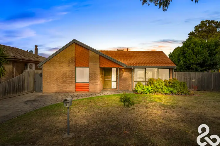8 Solway Court