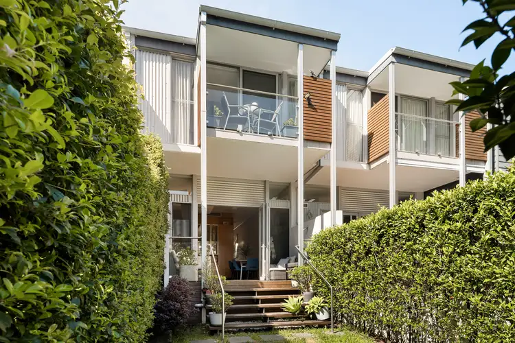 322A Young Street