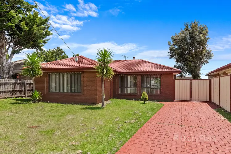9 Balmoral Close, Kings Park VIC 3021