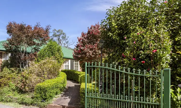 25 Kurrawang Street, Leura NSW 2780