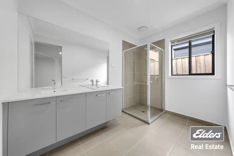 Fifth view of Homely house listing, 28 Wondrous Boulevard, Tarneit VIC 3029