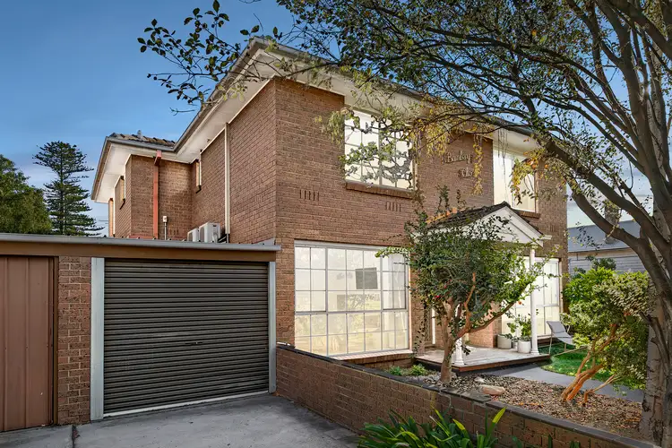 2/67 Melbourne Road, Williamstown VIC 3016