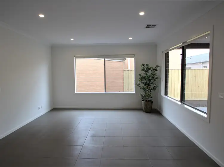 Second view of Homely house listing, 5 Sutil Drive, Clyde North VIC 3978