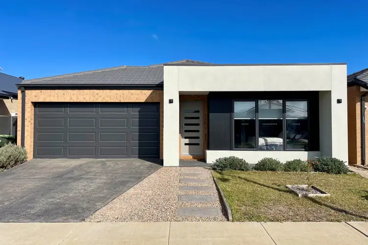 9 Inglenook Circuit, Armstrong Creek VIC 3217