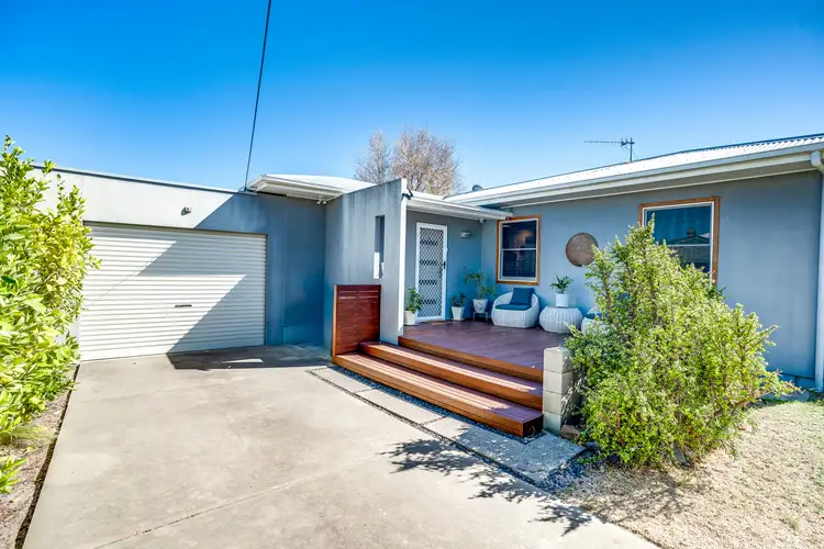 7 Waggon Road, Victor Harbor SA 5211