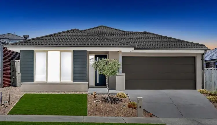 41 Moroak Crescent, Clyde North VIC 3978