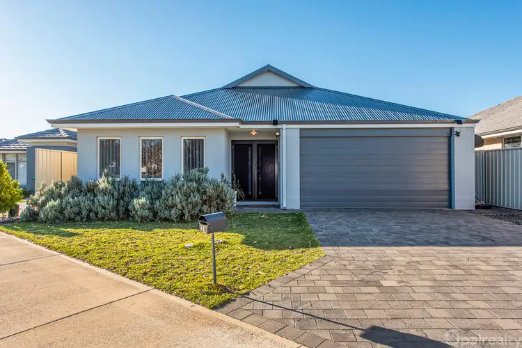 29 Taincrow Way