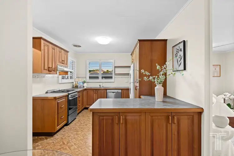Fifth view of Homely house listing, 27 Danina Street, Mansfield QLD 4122