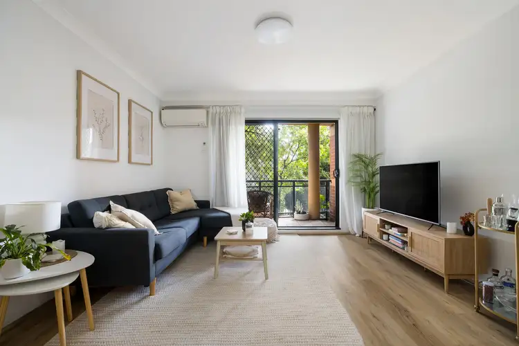 7/1-9 Mt Pleasant Avenue